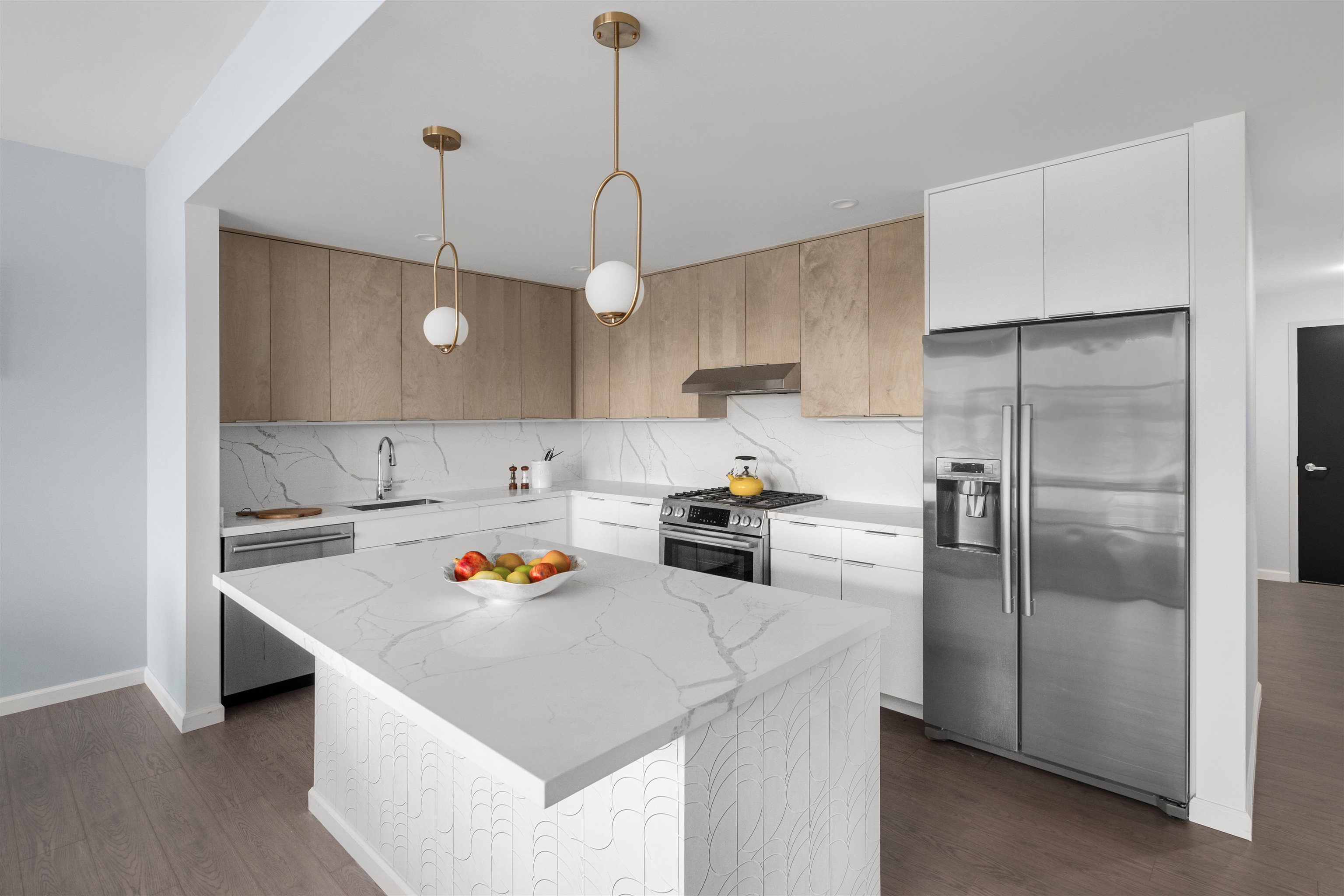 143 OLD RIVER RD Unit: 305