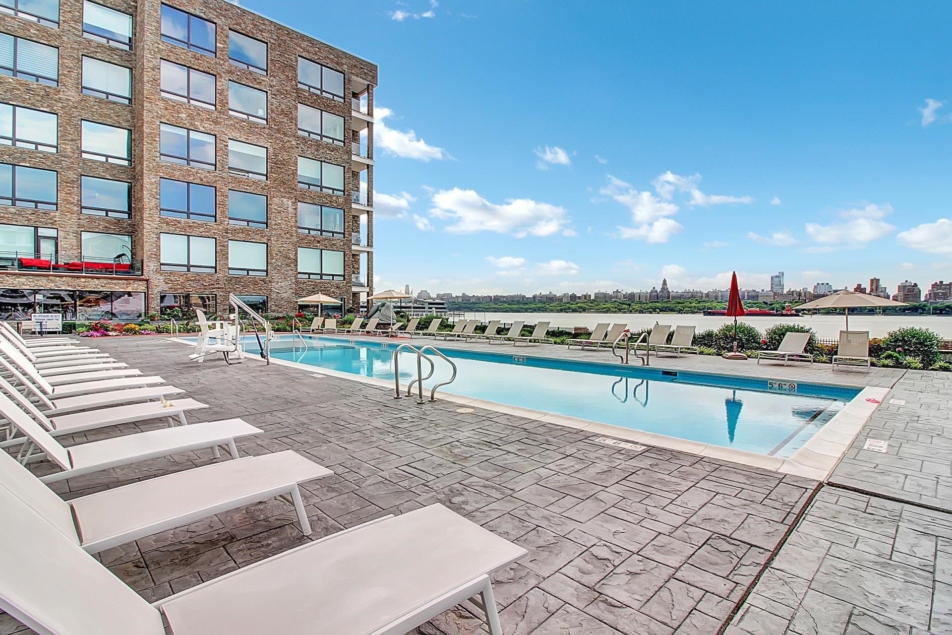 9 SOMERSET LANE Unit: 206