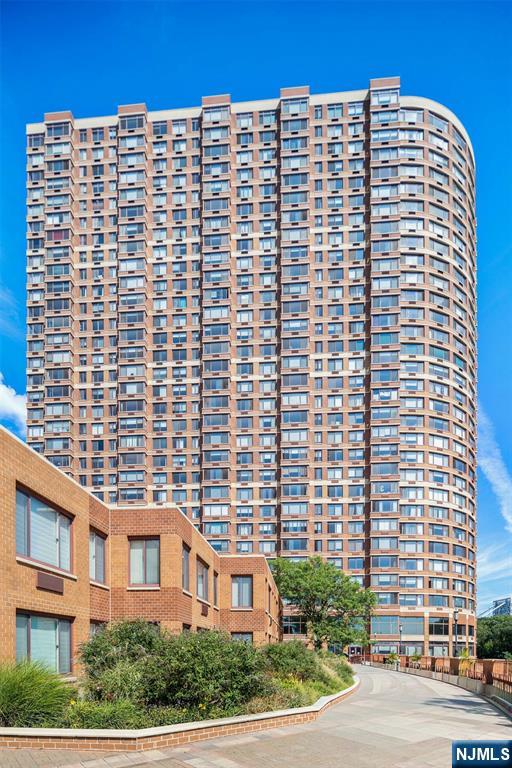 100 Old Palisade Road PL16