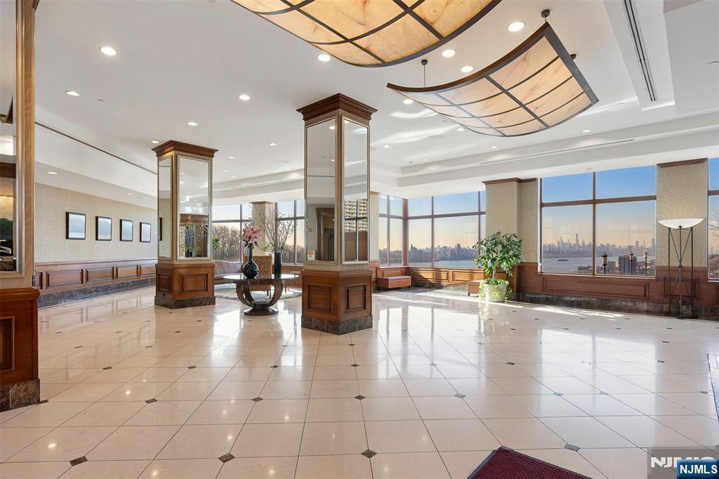 100 Old Palisade Road PL16