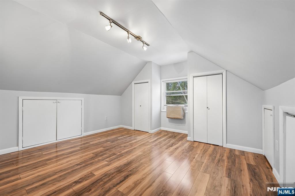 52 Knickerbocker Road