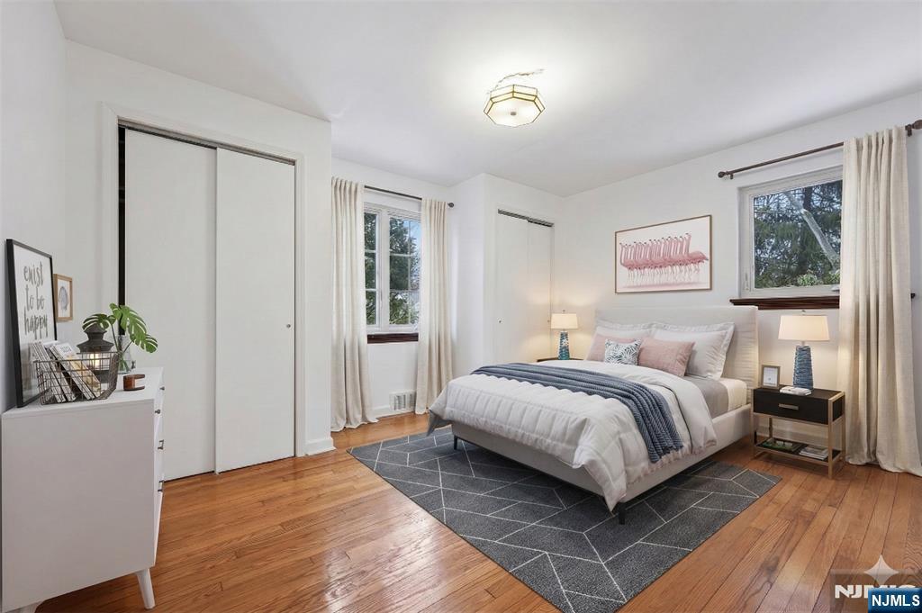 52 Knickerbocker Road