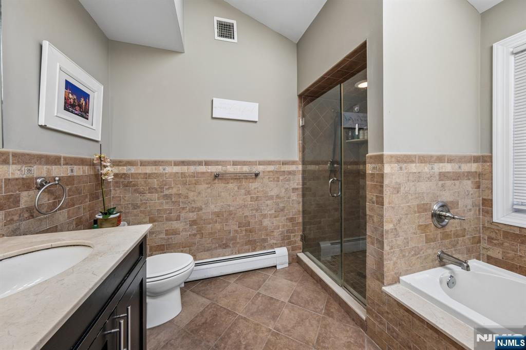 442 Washington Avenue C0442