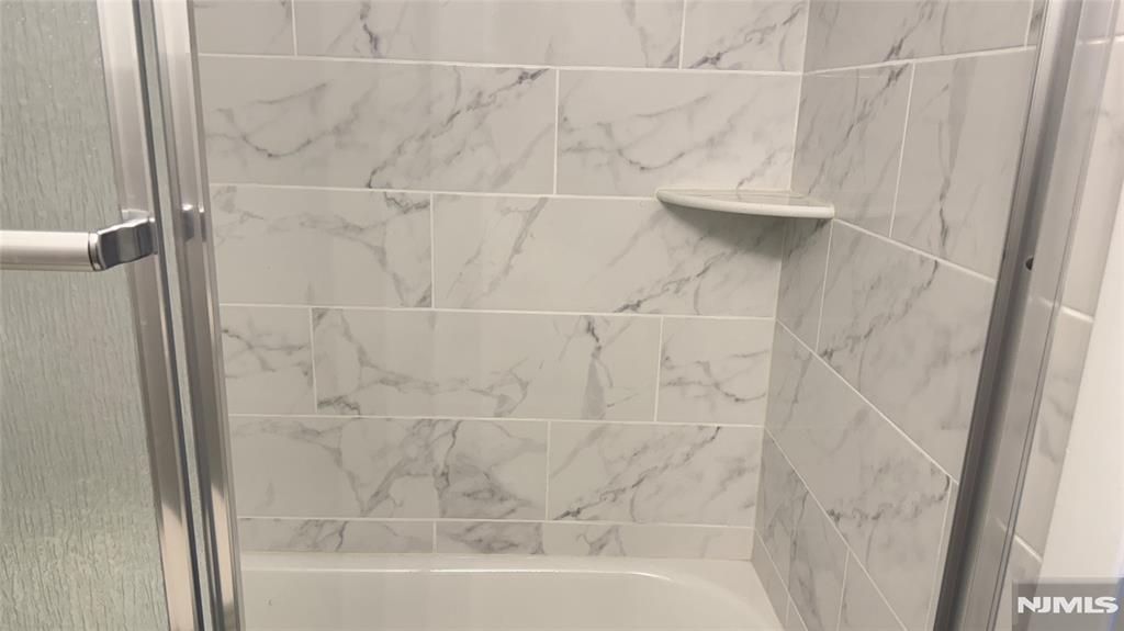 2427C WASHINGTON Avenue C