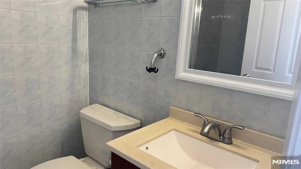 2427C WASHINGTON Avenue C