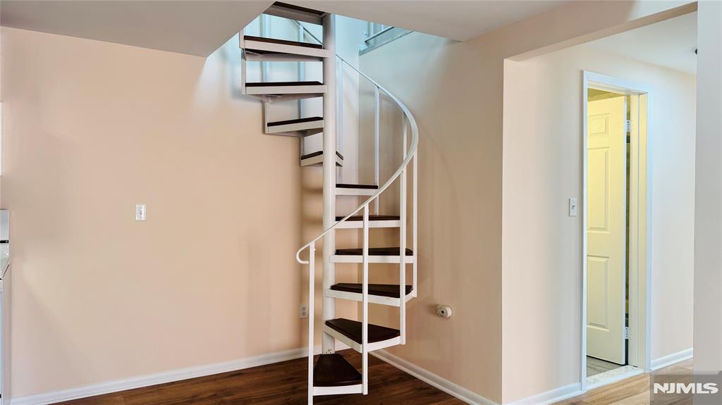 2427C WASHINGTON Avenue C