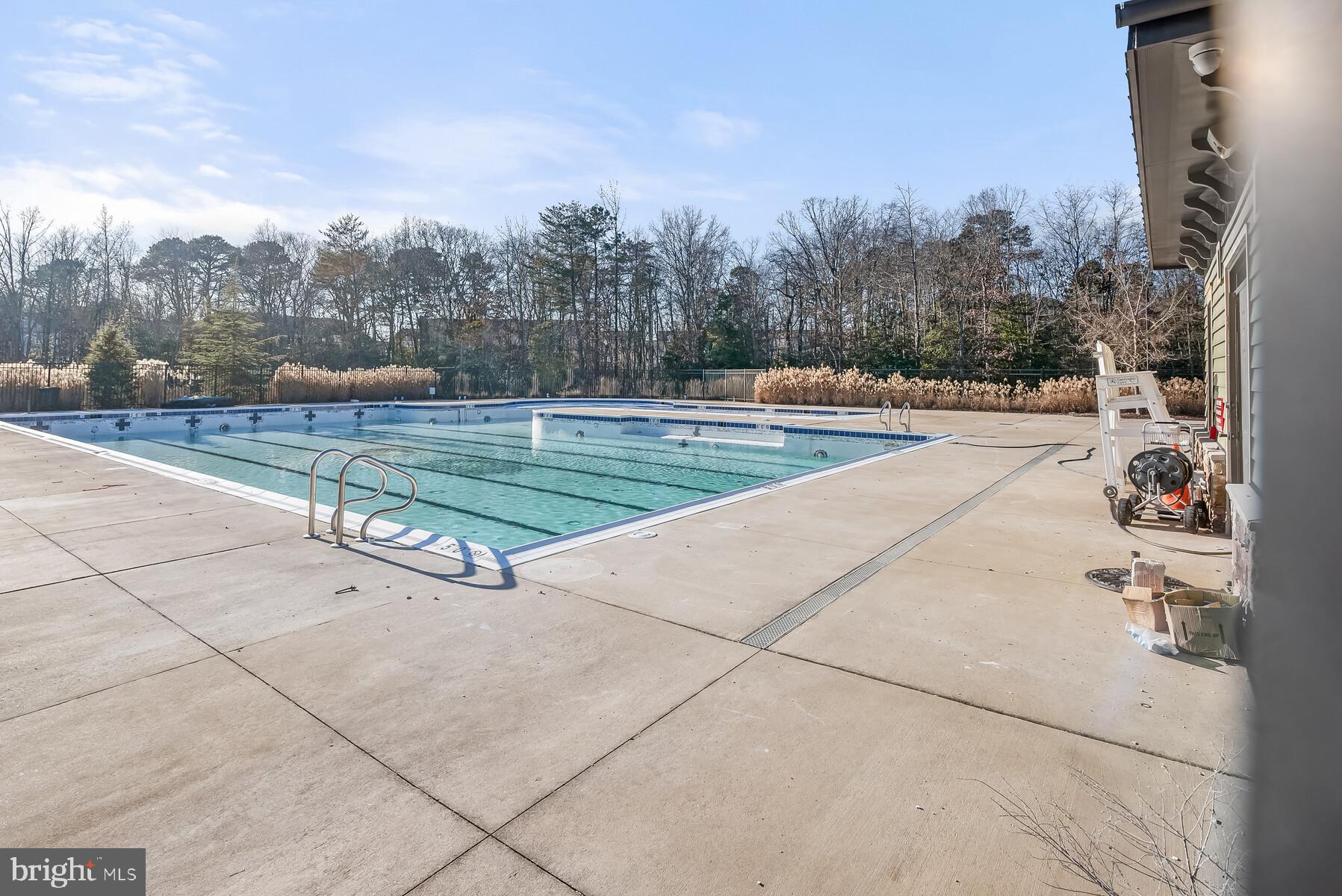345 Daleview Dr