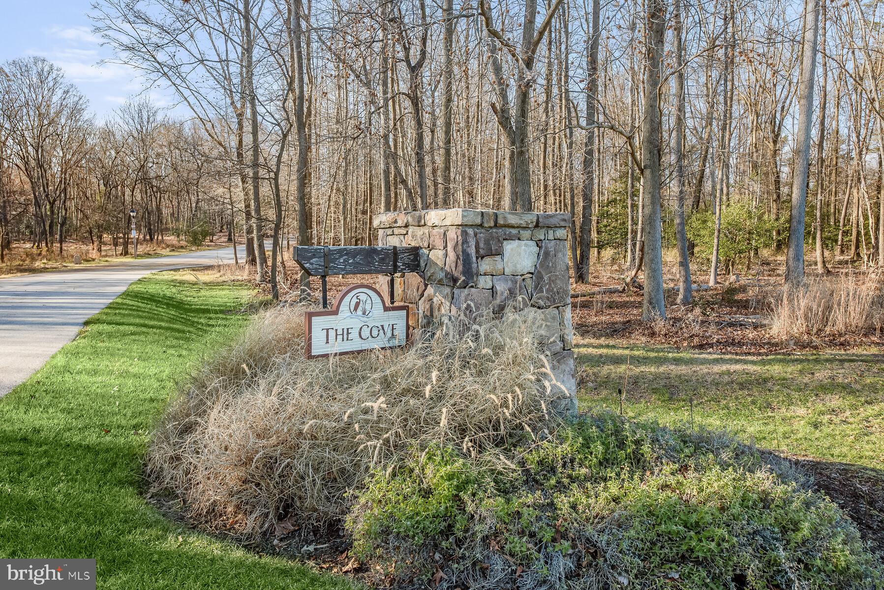 345 Daleview Dr