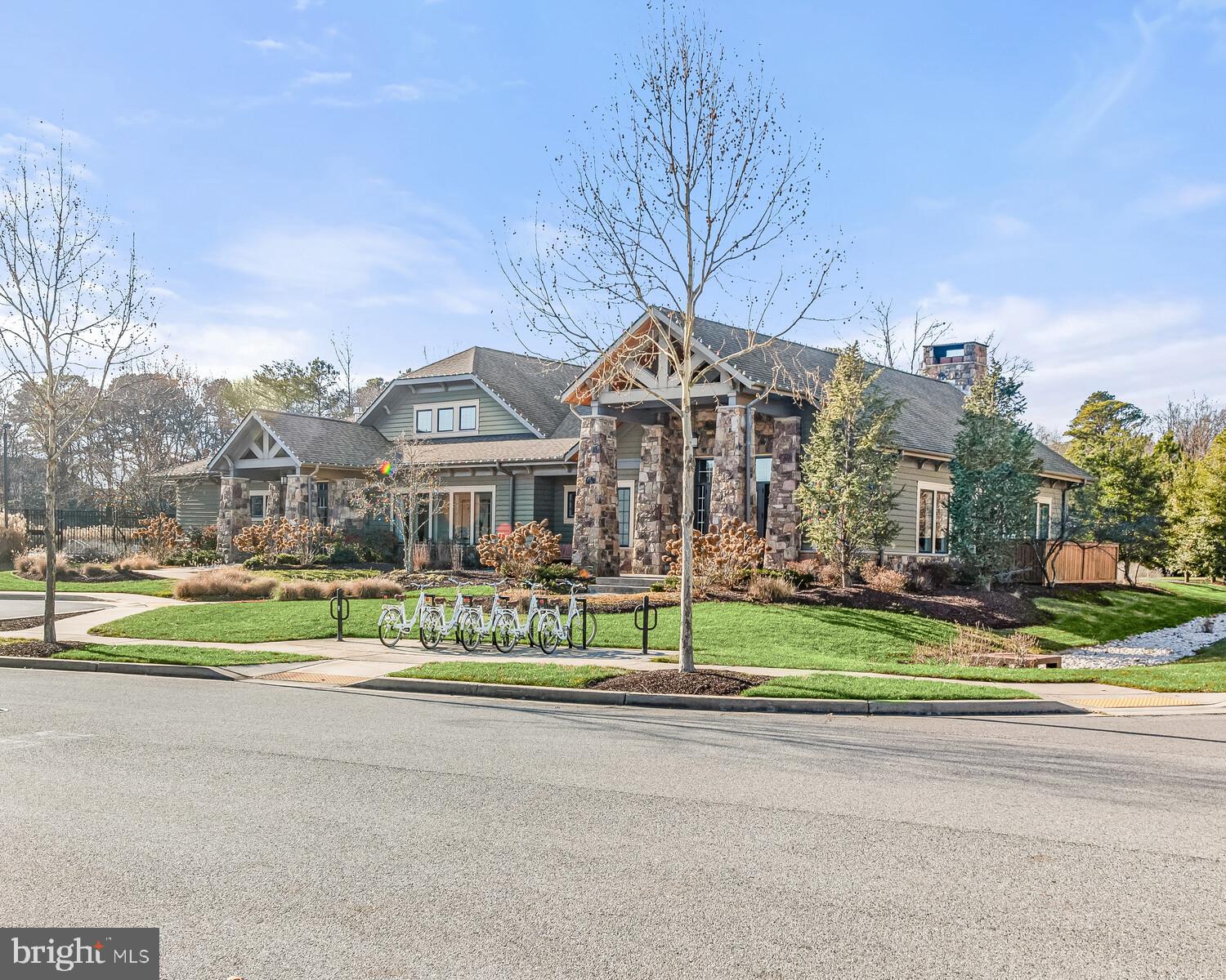 345 Daleview Dr
