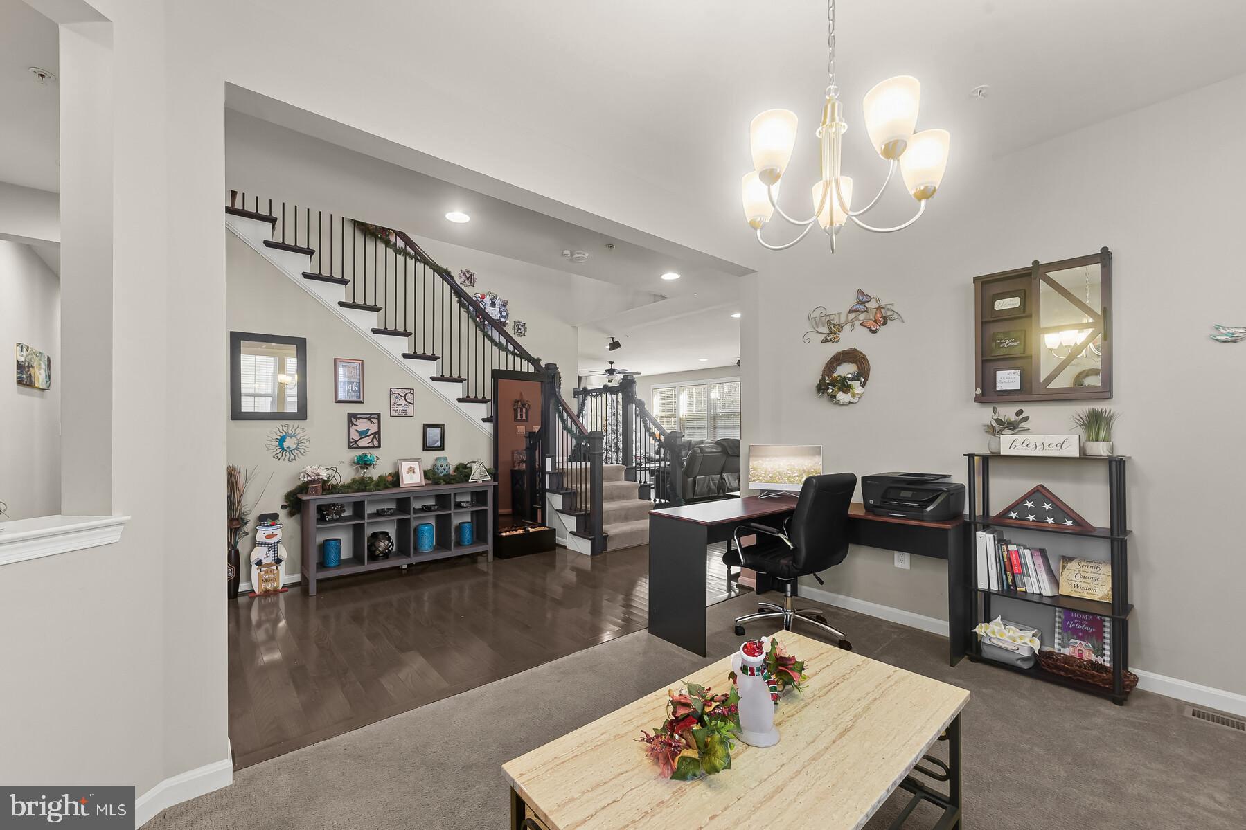 345 Daleview Dr