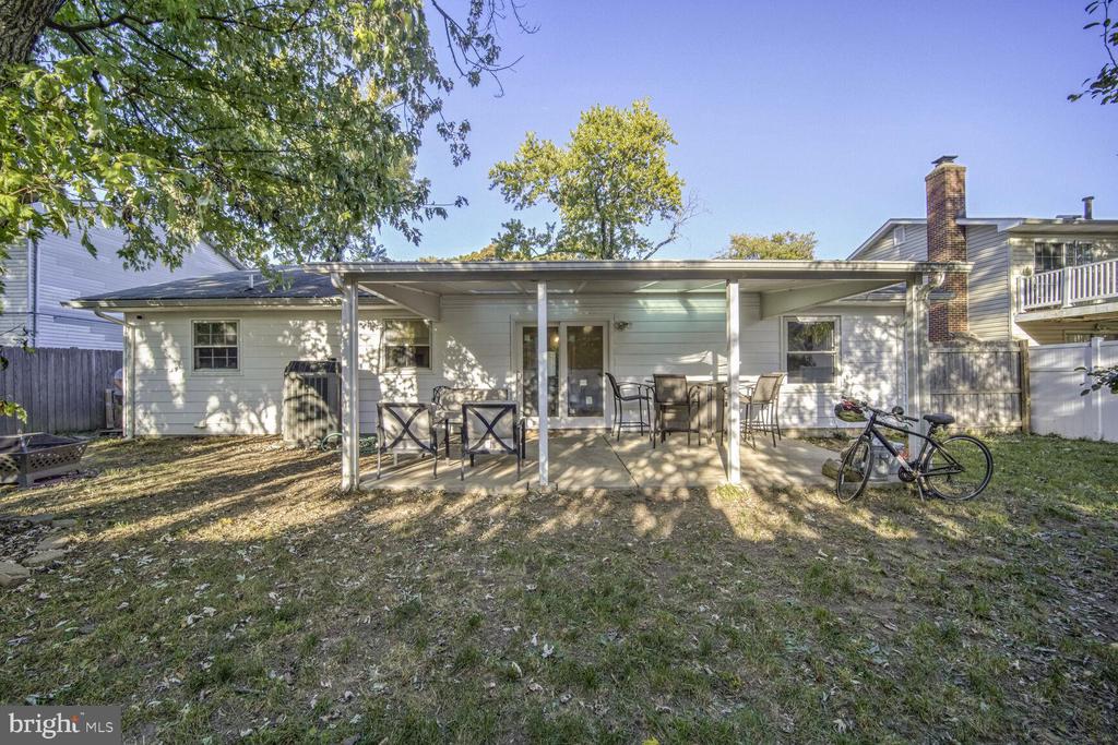 1017 CHRISTMAS LANE
