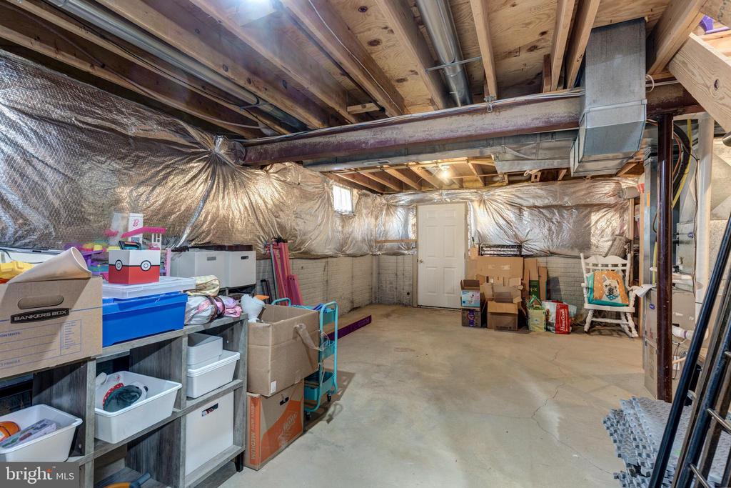 939 GLOUSTER CIRCLE