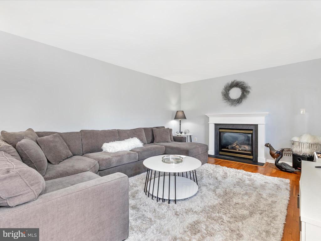 6524 ELDERBERRY COURT