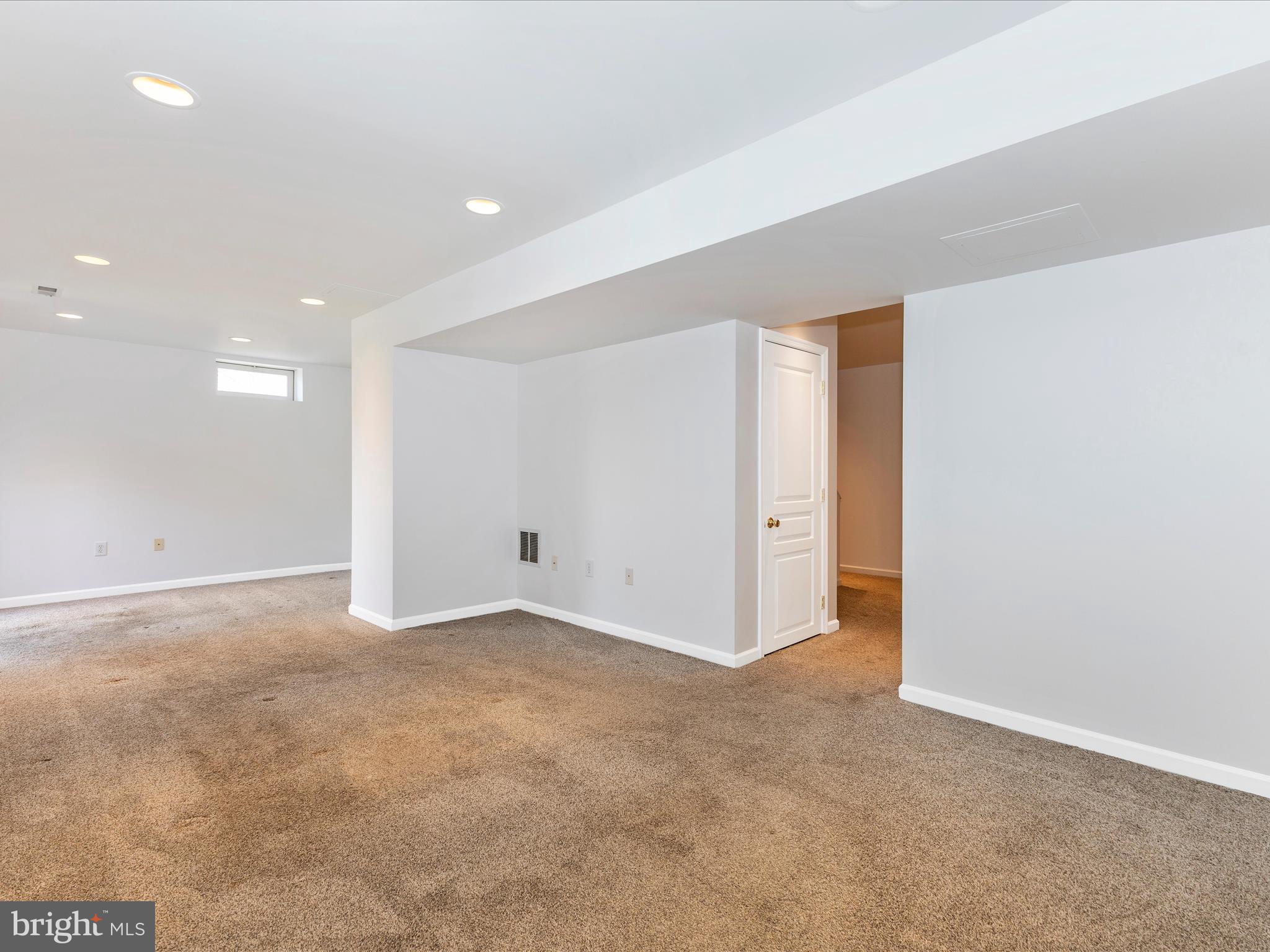 6524 ELDERBERRY COURT