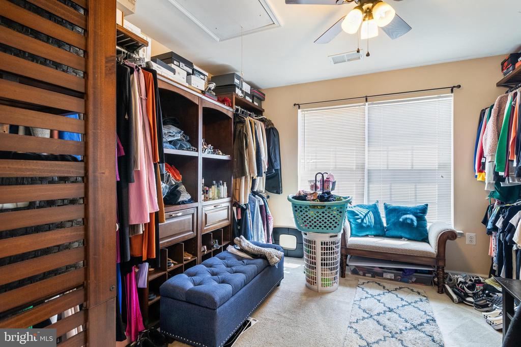 12221 HILLANTRAE DRIVE