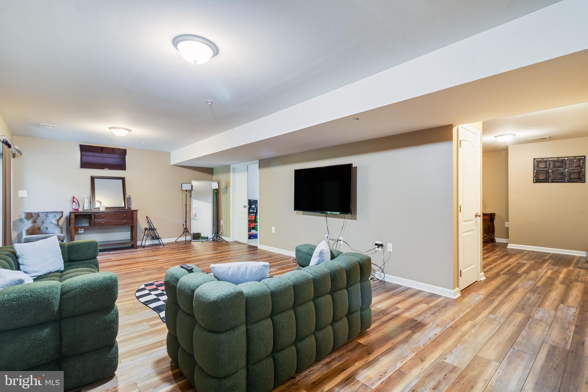 12221 HILLANTRAE DRIVE