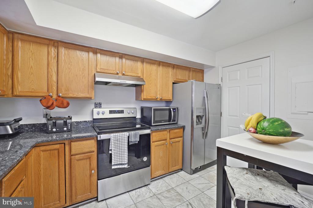 13814 KING FREDERICK WAY 105