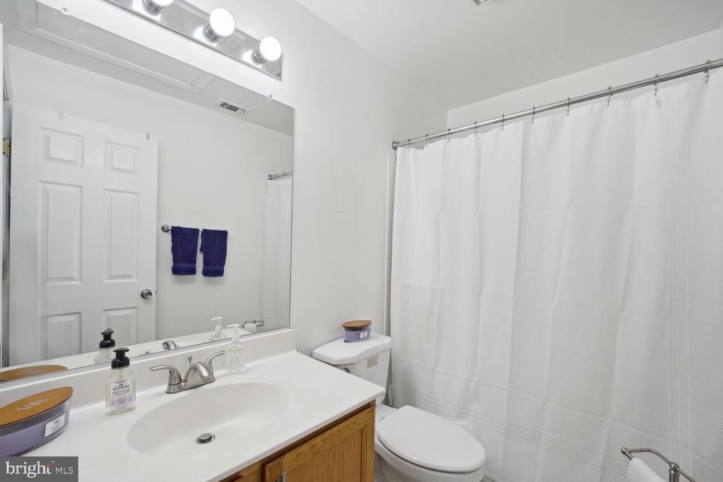 13814 KING FREDERICK WAY 105