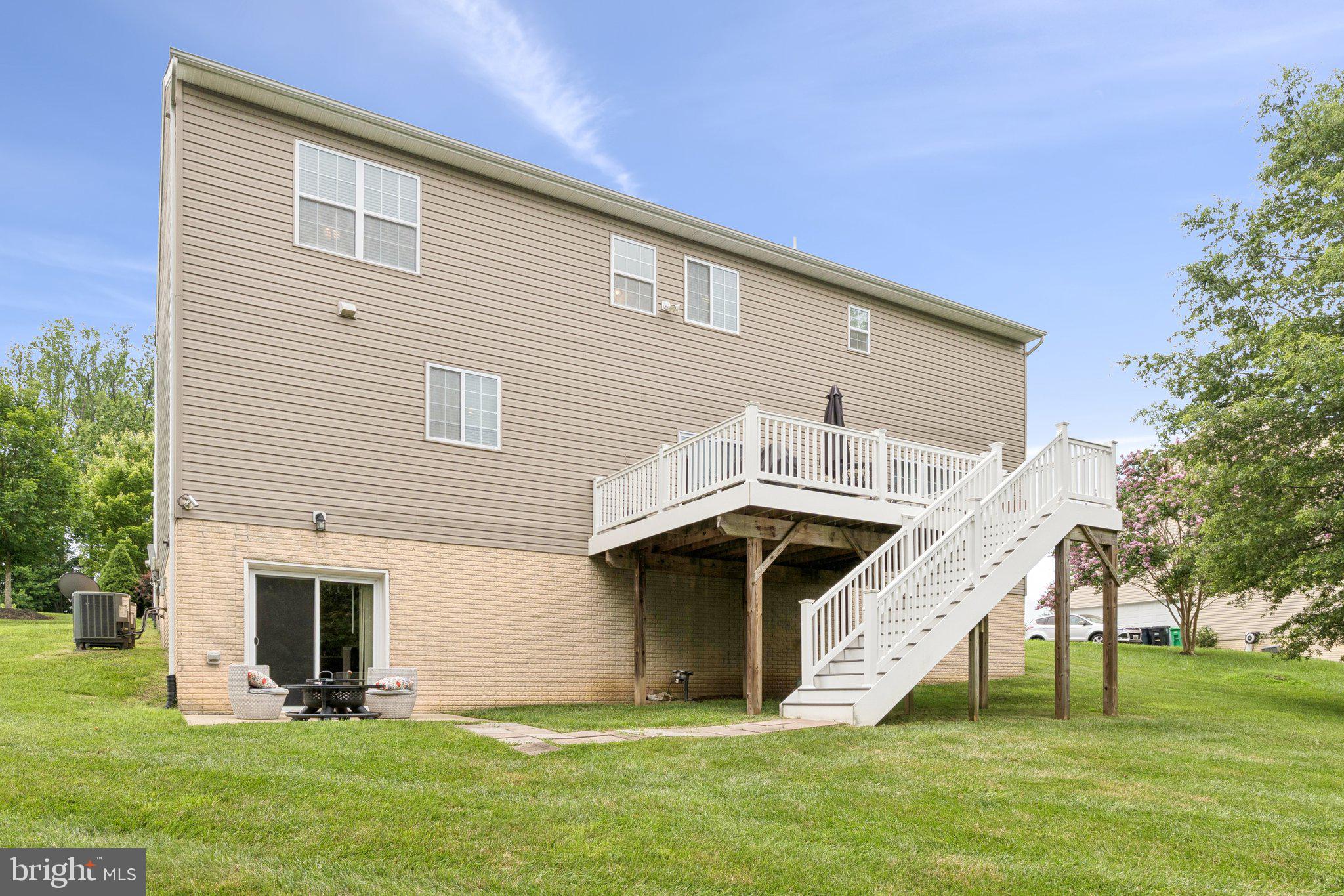 5802 ROCKY TRAIL WAY