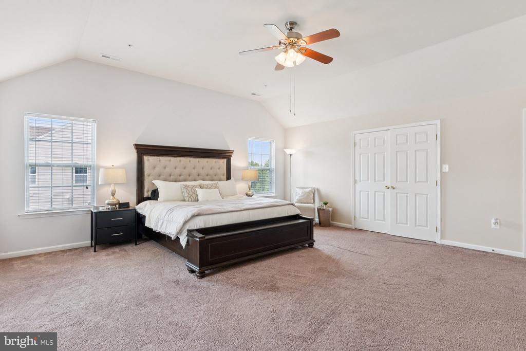5802 ROCKY TRAIL WAY