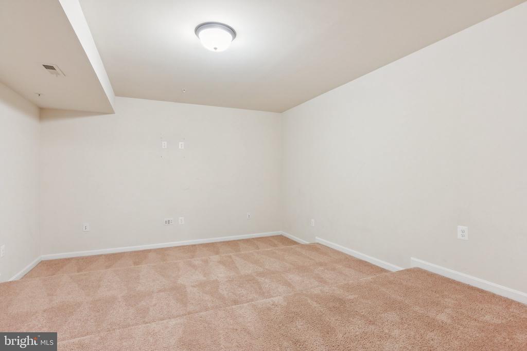 5802 ROCKY TRAIL WAY