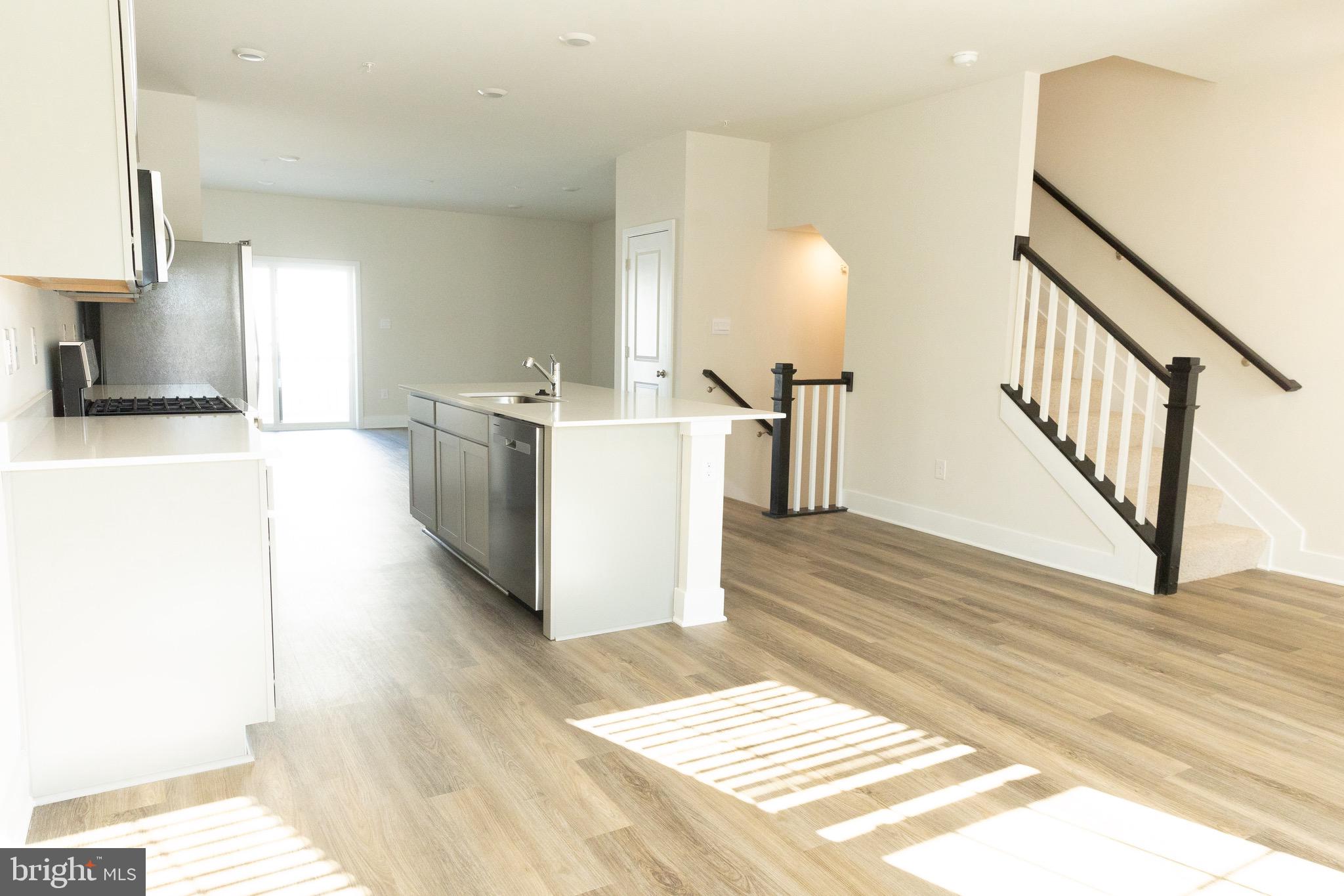 10630 MERIDAN HILL WAY