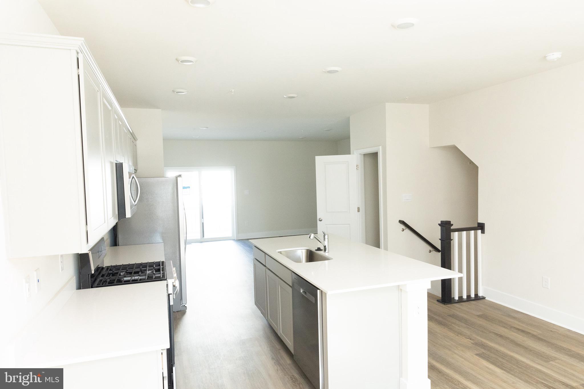 10630 MERIDAN HILL WAY