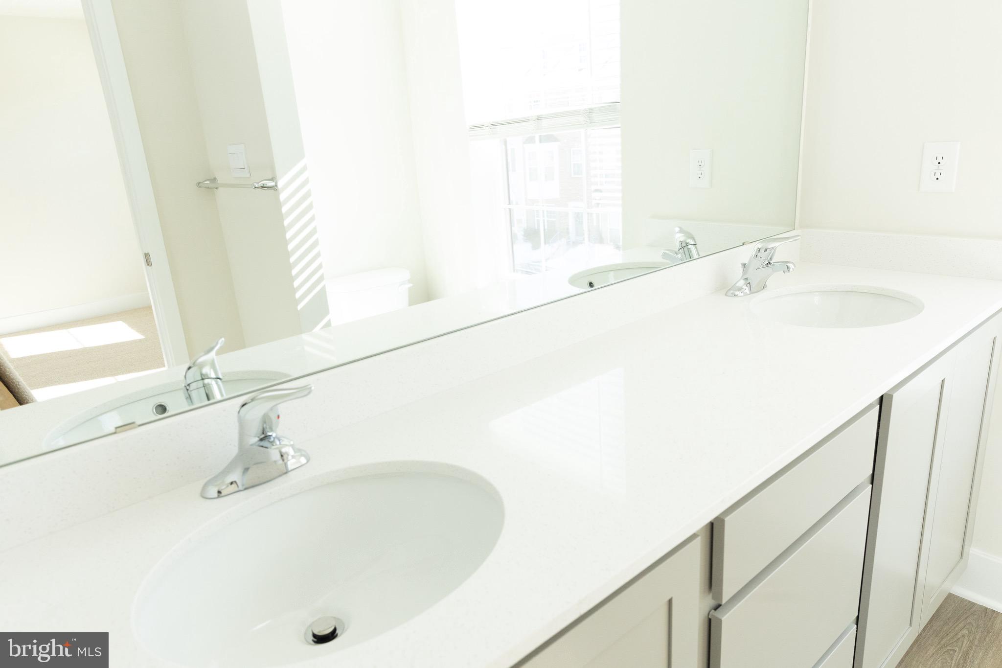 10630 MERIDAN HILL WAY