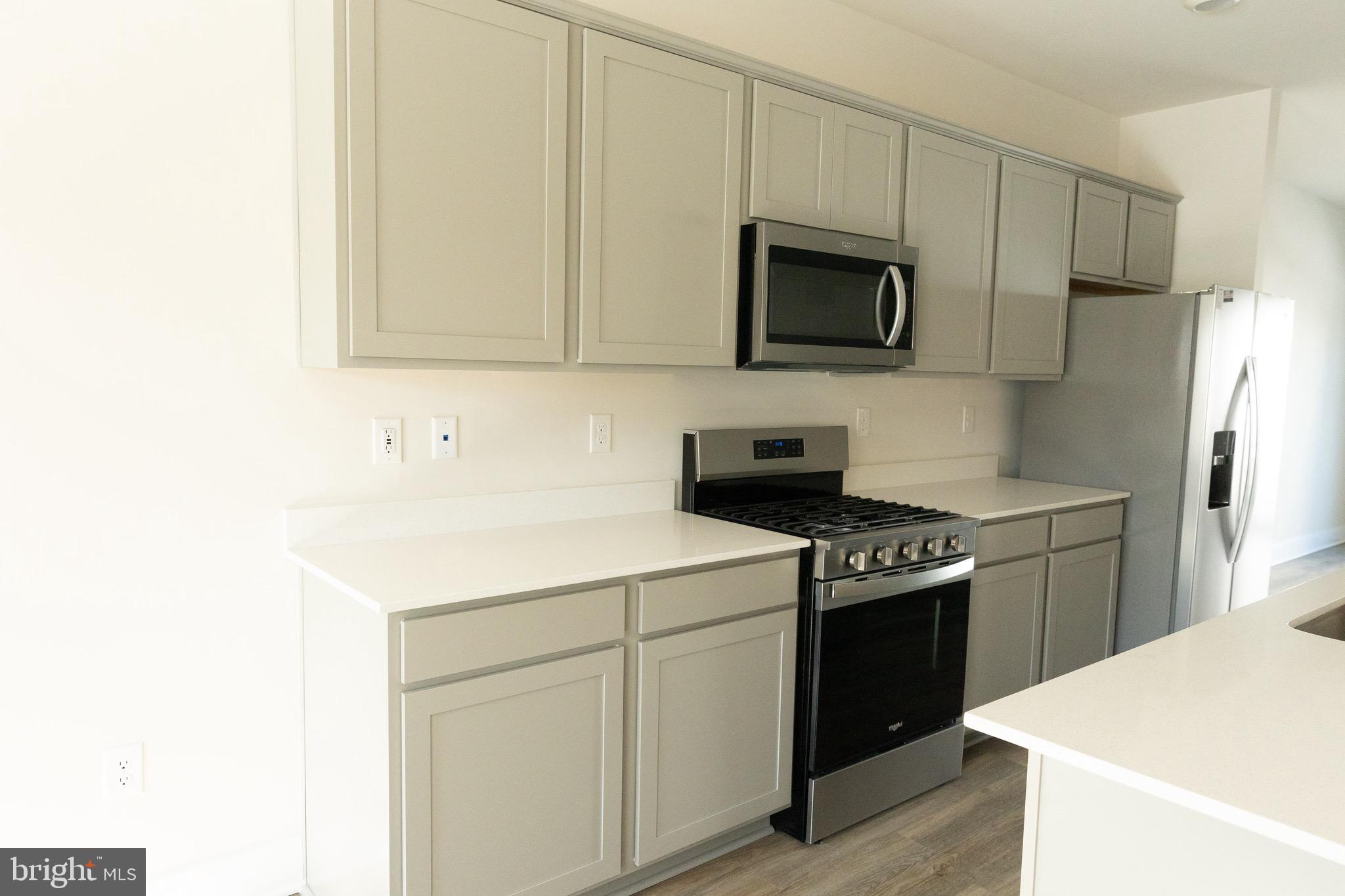 10630 MERIDAN HILL WAY