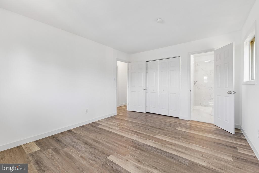 308 ARAGONA DRIVE