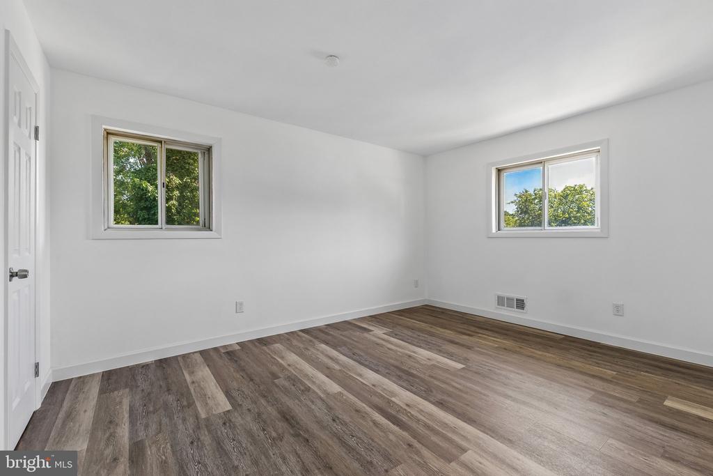 308 ARAGONA DRIVE