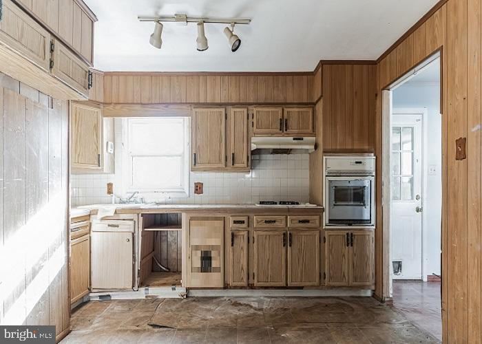 47955 MARY LYNN DRIVE