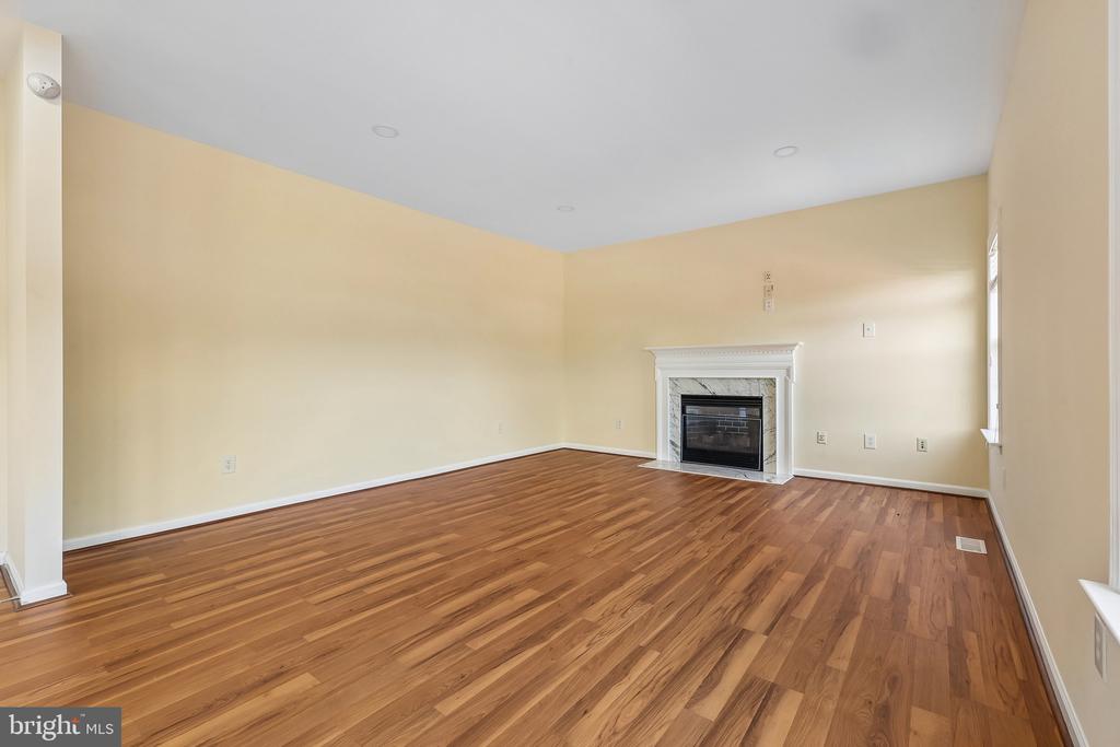 18122 SAMUEL CIRCLE