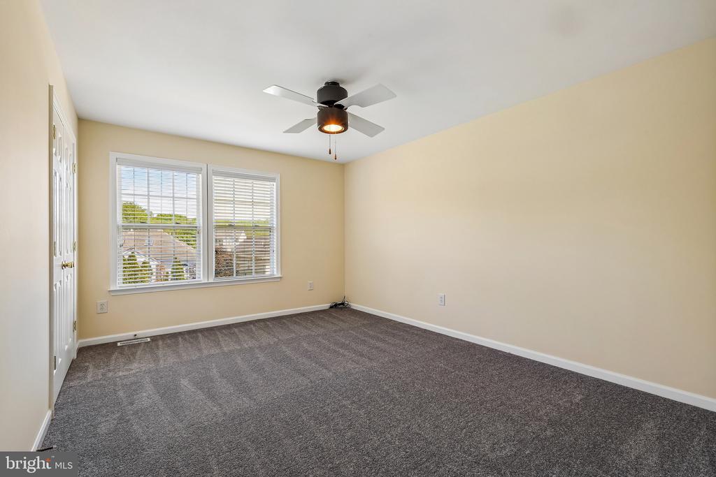 18122 SAMUEL CIRCLE