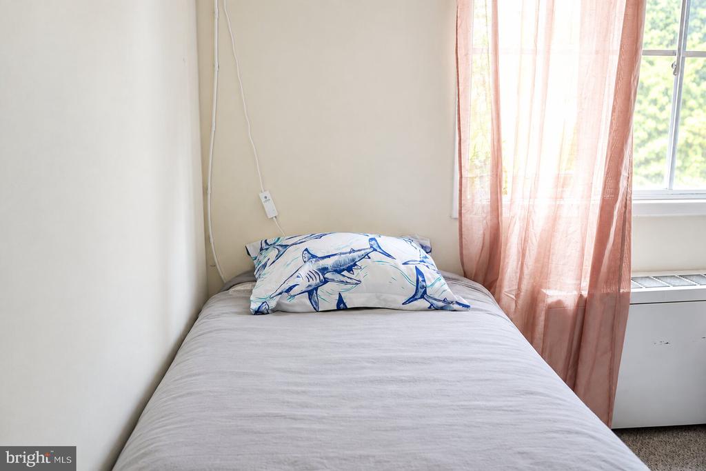 750 S DICKERSON STREET Unit: 402
