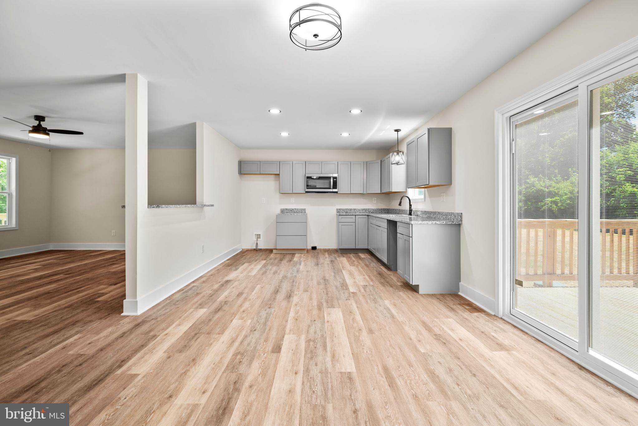 27122 SLASH PINE CIRCLE