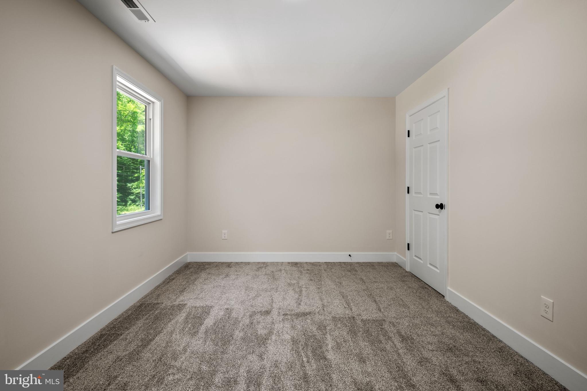 27122 SLASH PINE CIRCLE