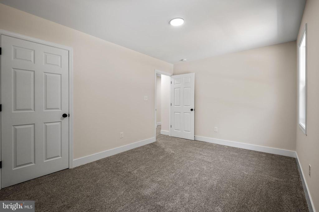 27122 SLASH PINE CIRCLE