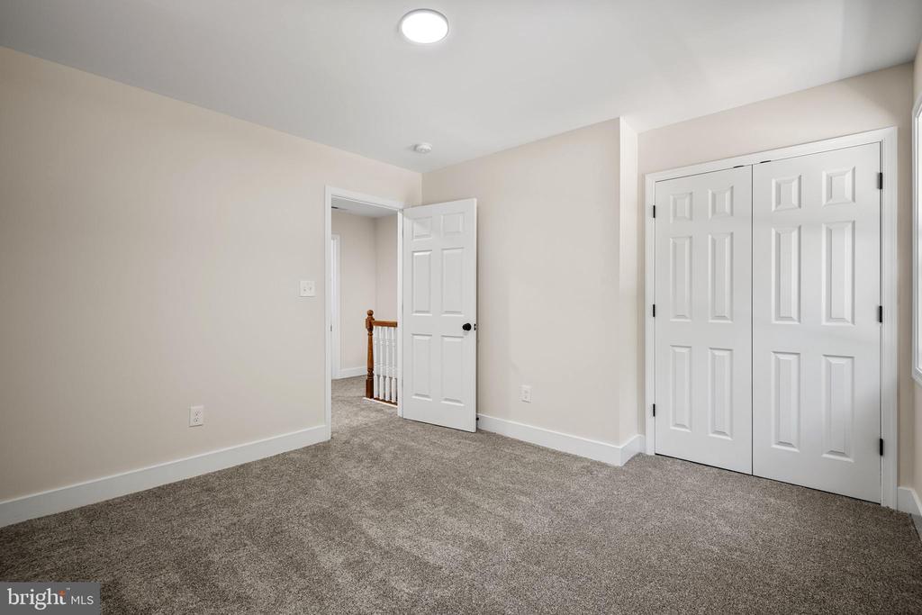 27122 SLASH PINE CIRCLE