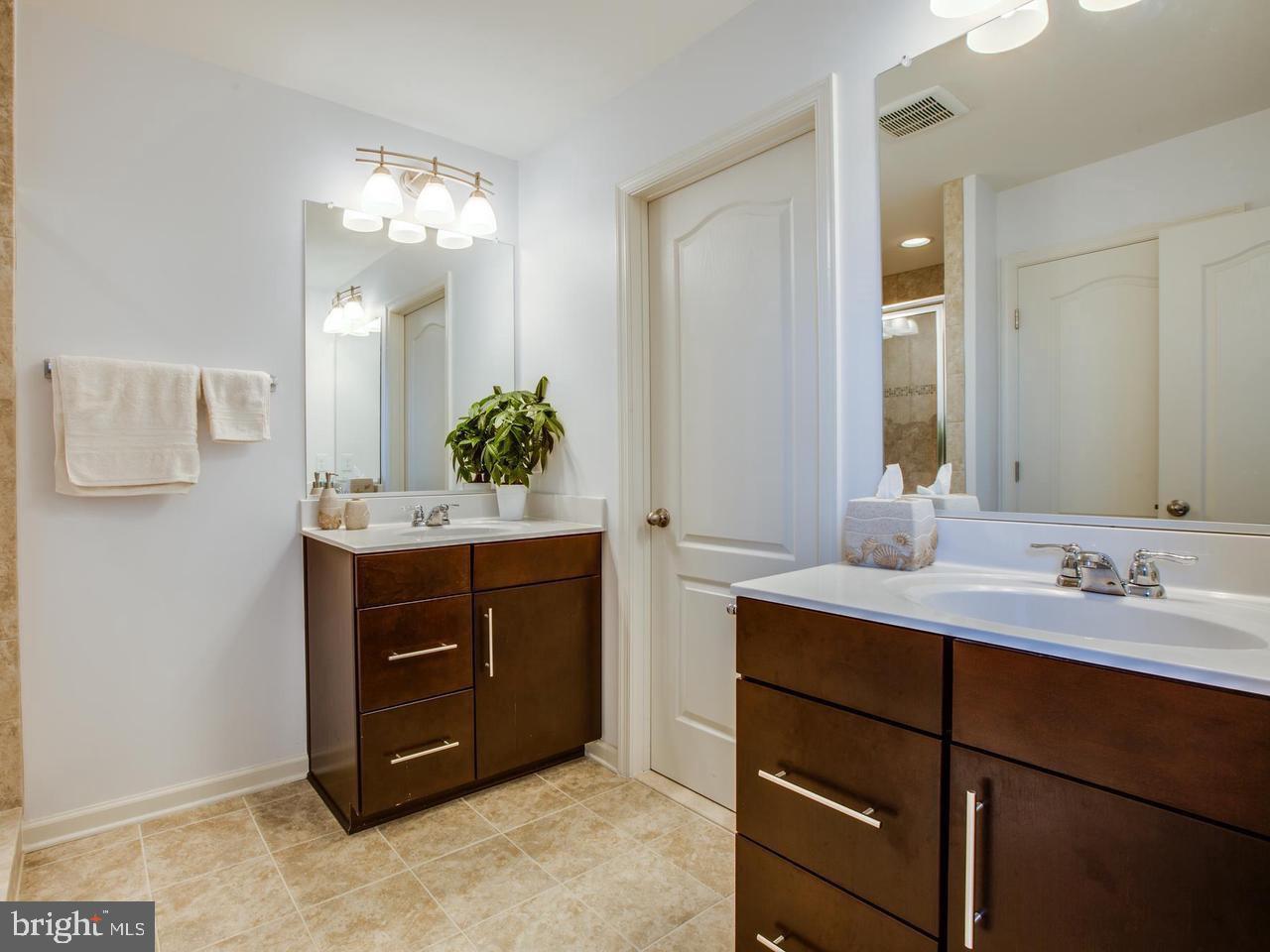 1322 HUDGINS FARM CIRCLE