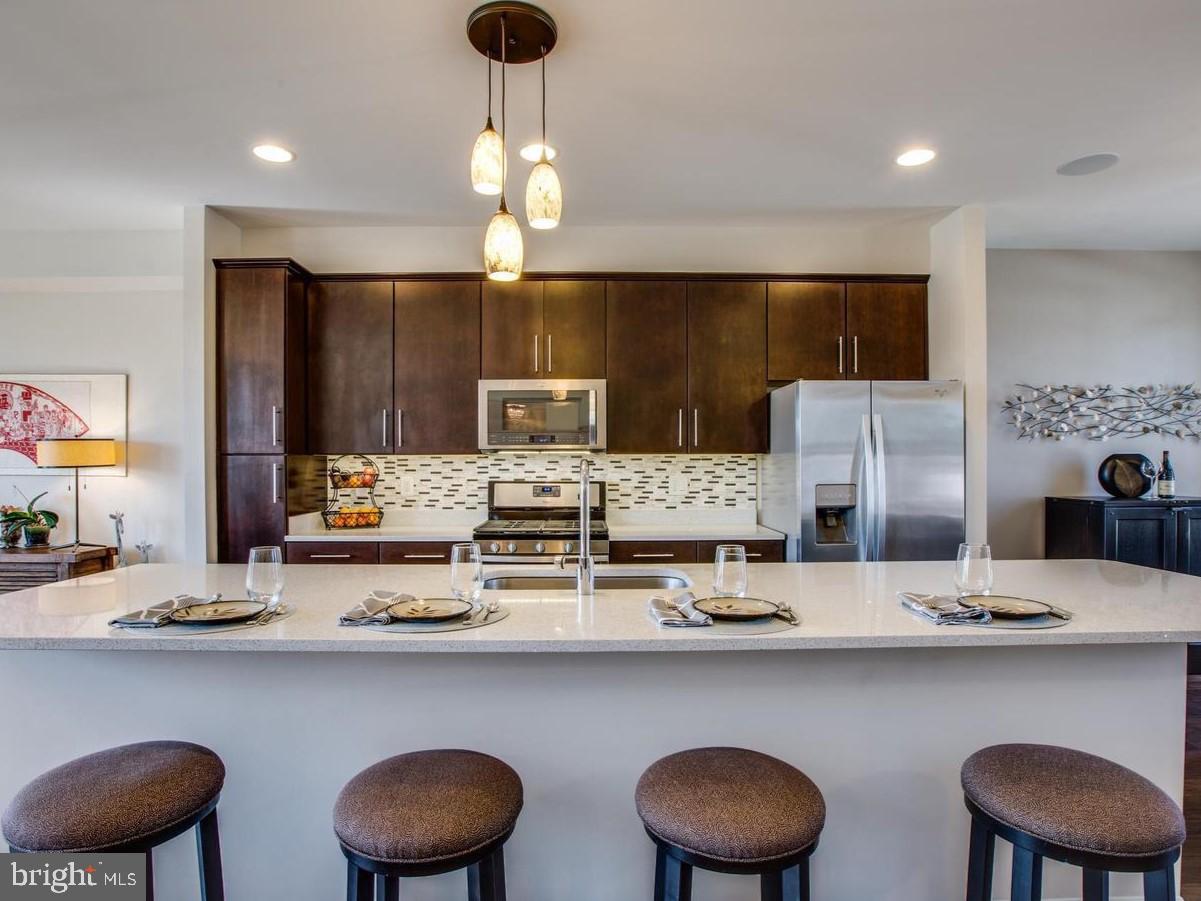 1322 HUDGINS FARM CIRCLE