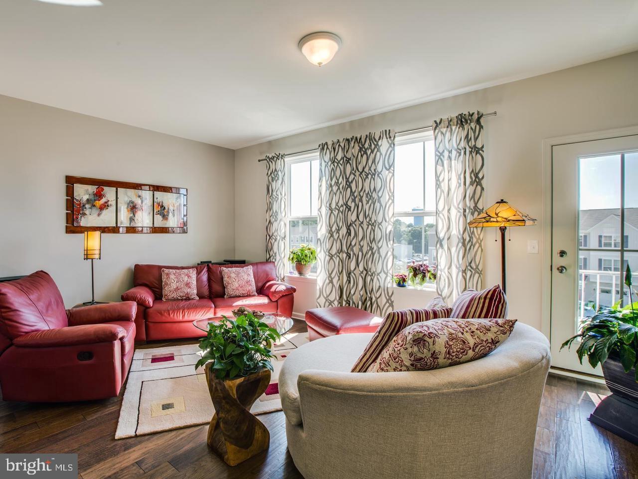 1322 HUDGINS FARM CIRCLE