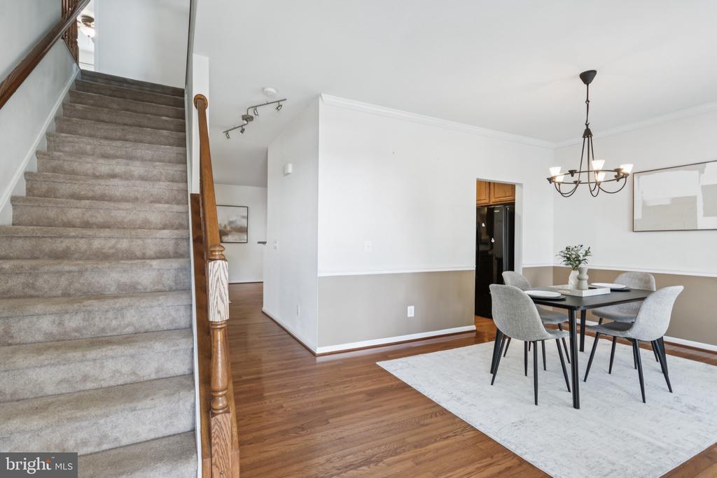 1034 BAKERSFIELD LANE