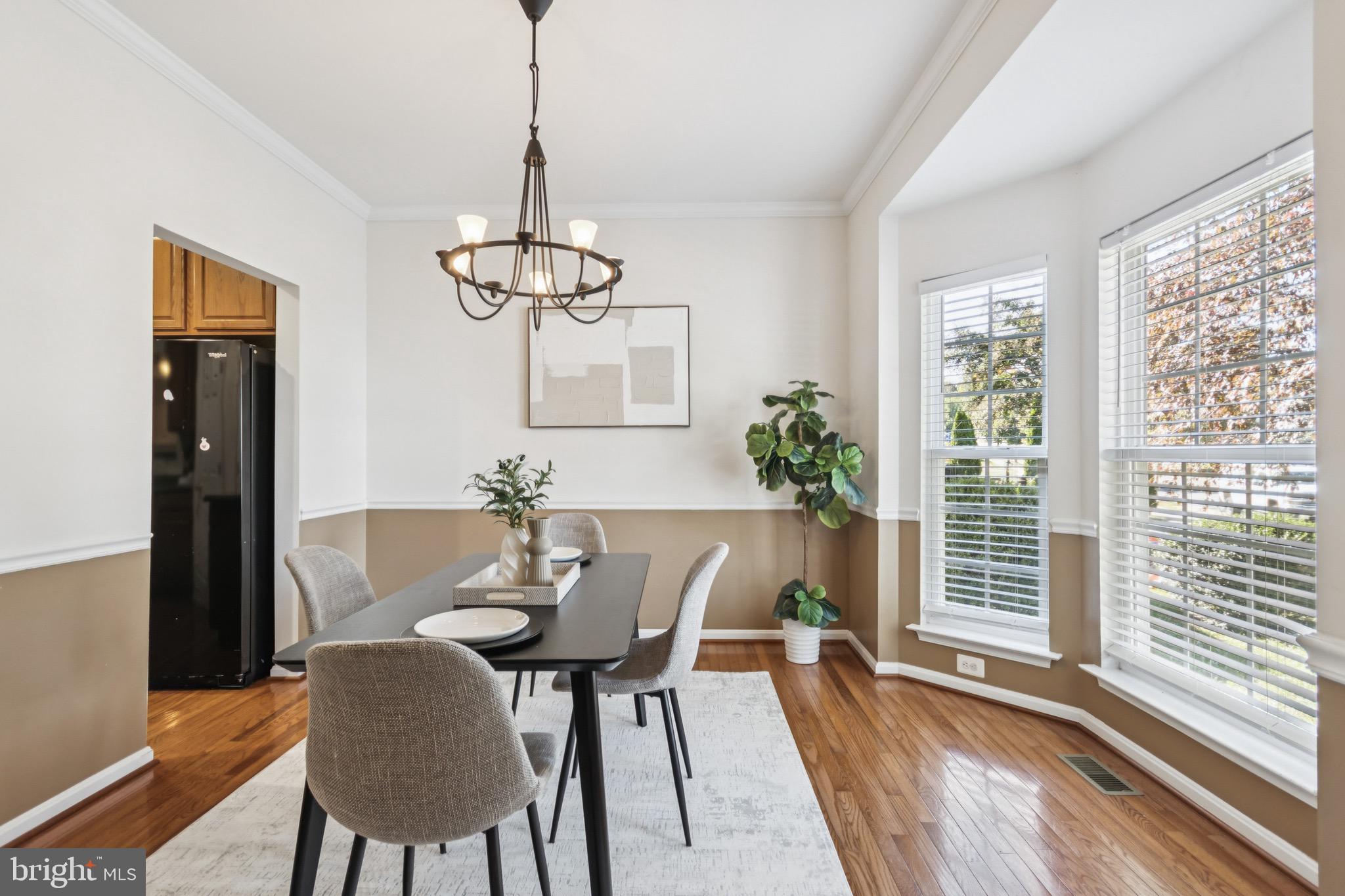 1034 BAKERSFIELD LANE