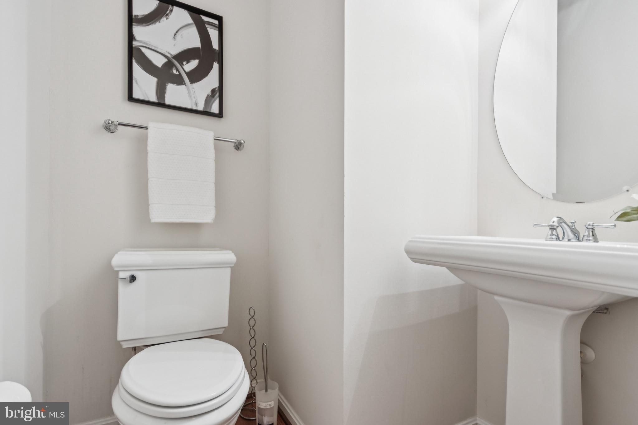 1034 BAKERSFIELD LANE