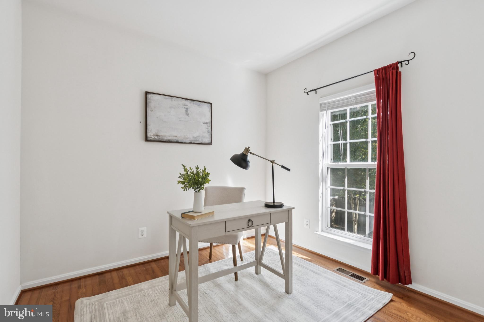 1034 BAKERSFIELD LANE