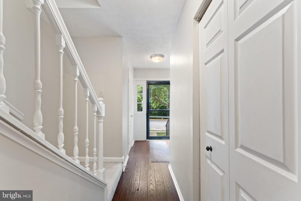 7253 KOUSA LANE