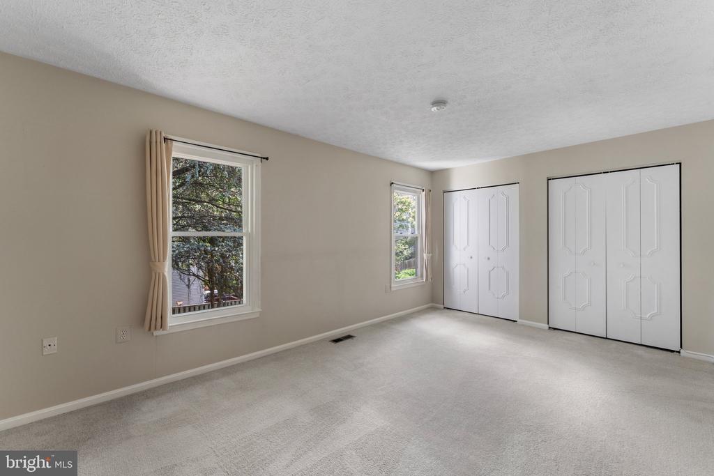 7253 KOUSA LANE