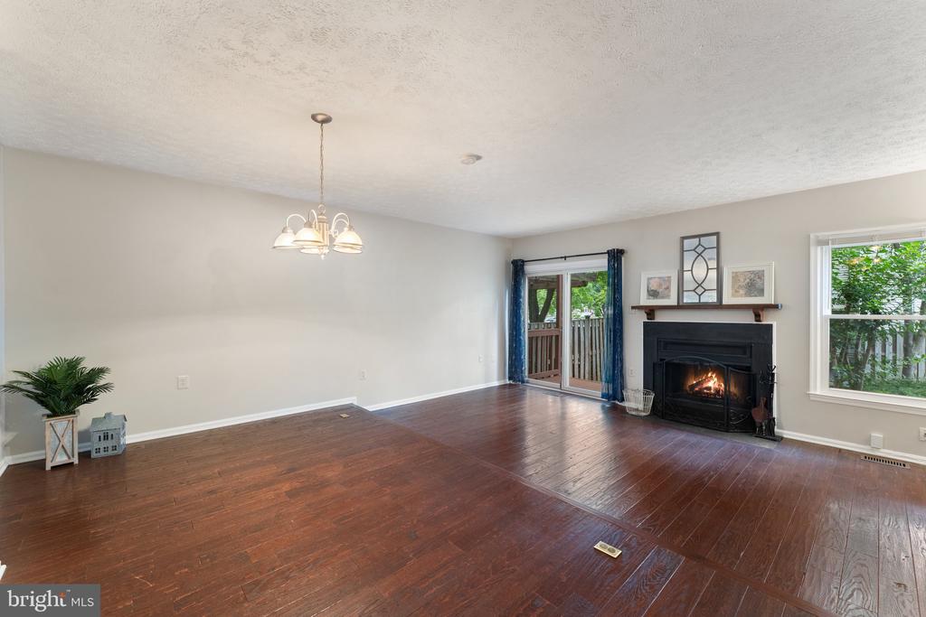 7253 KOUSA LANE