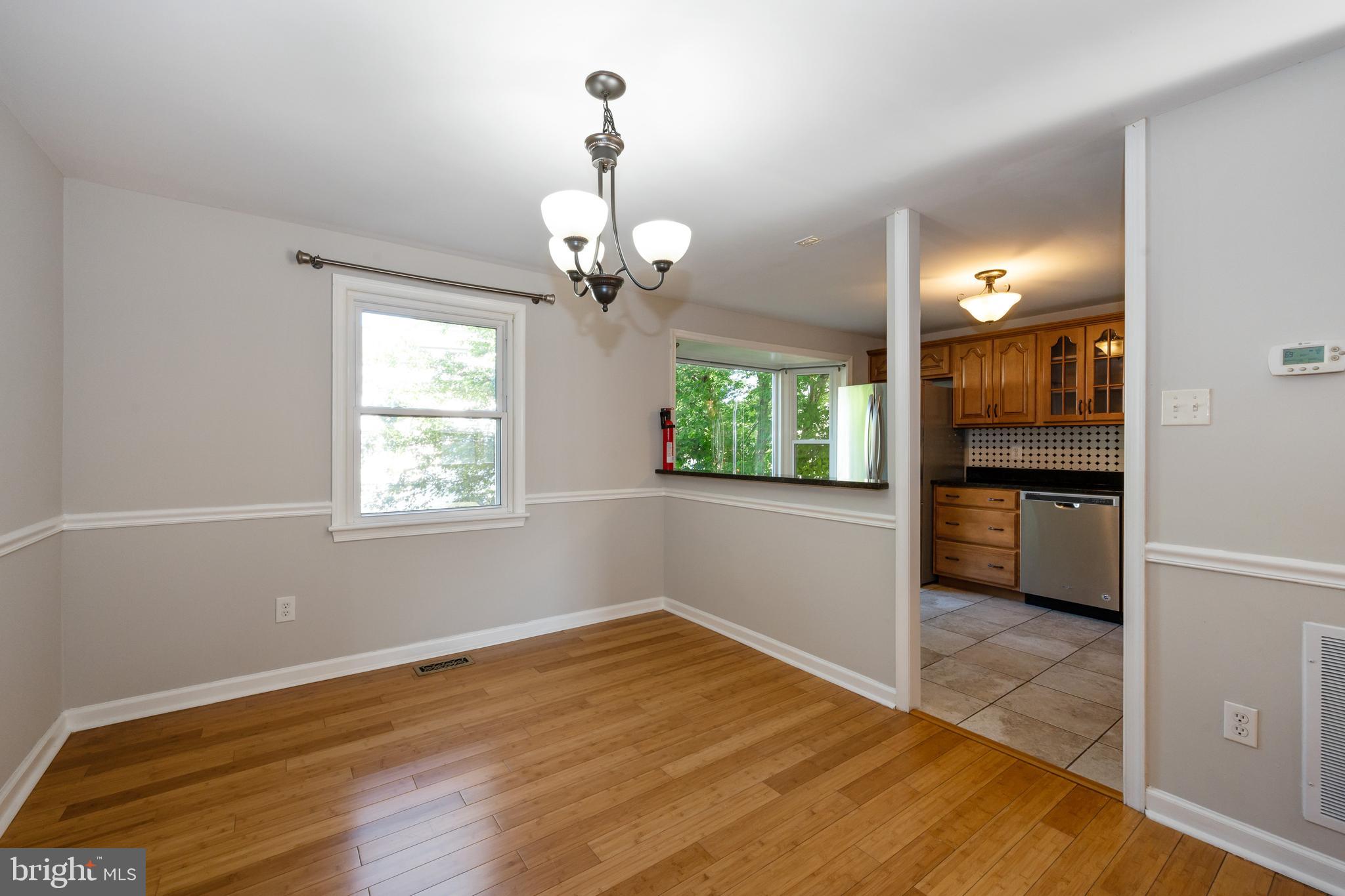 7402 MEADOWLEIGH WAY